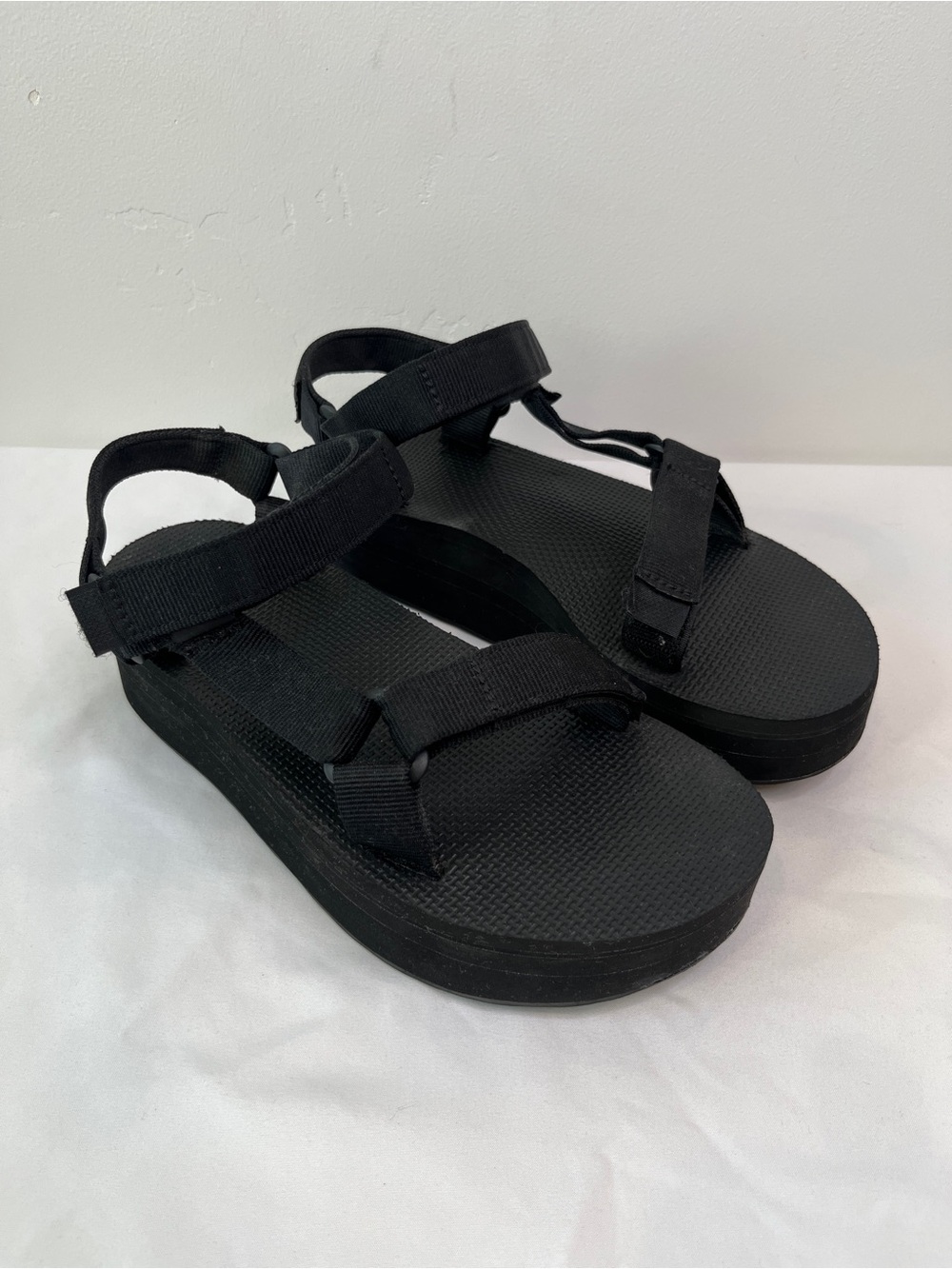 Teva Midform Universal Black Platform Sandals Womens Size 7 Strappy